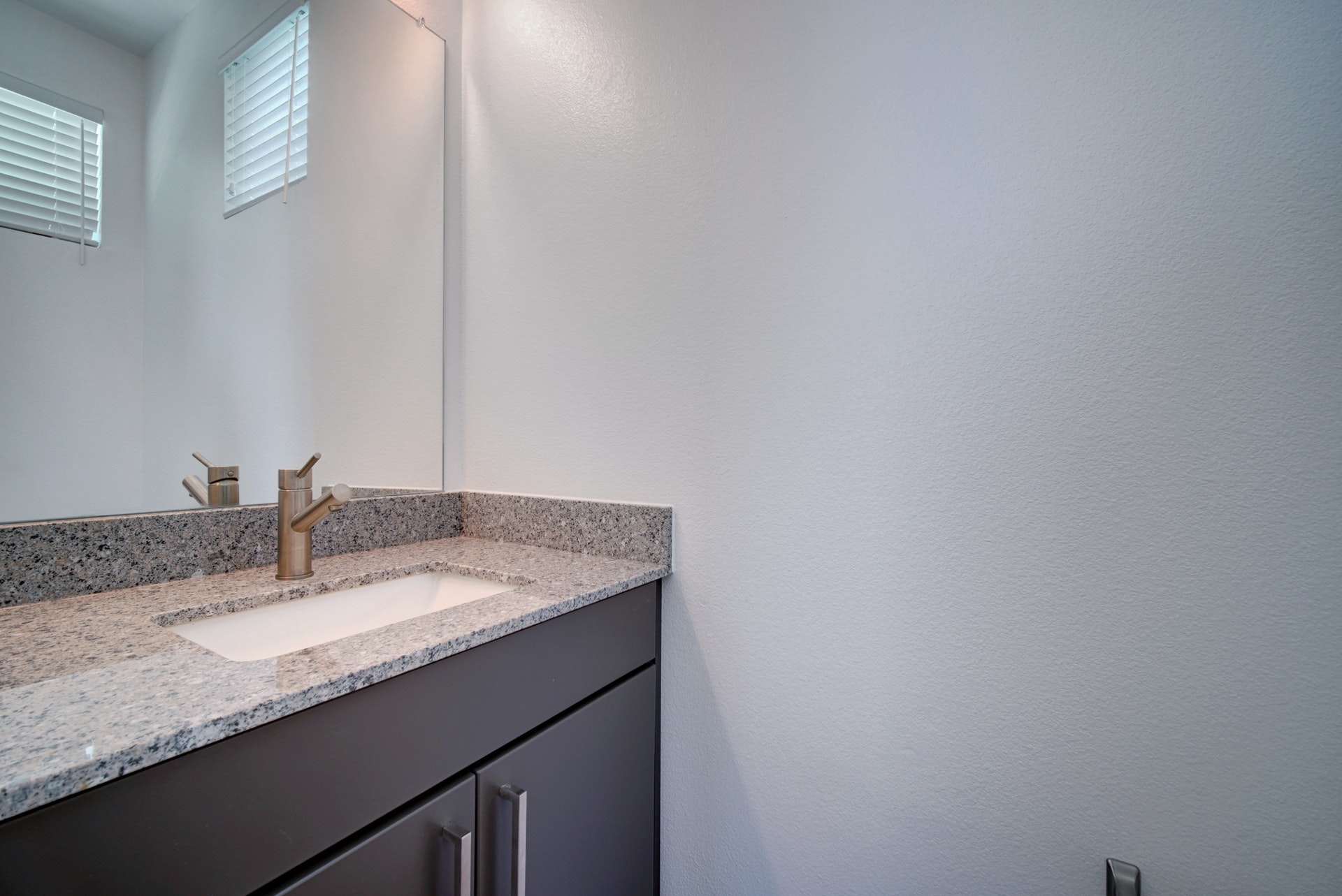 13130 Pond Springs Road, Unit 2203 Austin, TX 78729 - Photo 29 of 32 Bathroom featuring vanity