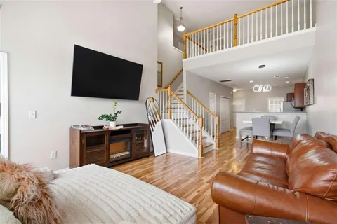 $349,999 | 1984 Hoods Fort Circle Northwest, Kennesaw, GA 30144