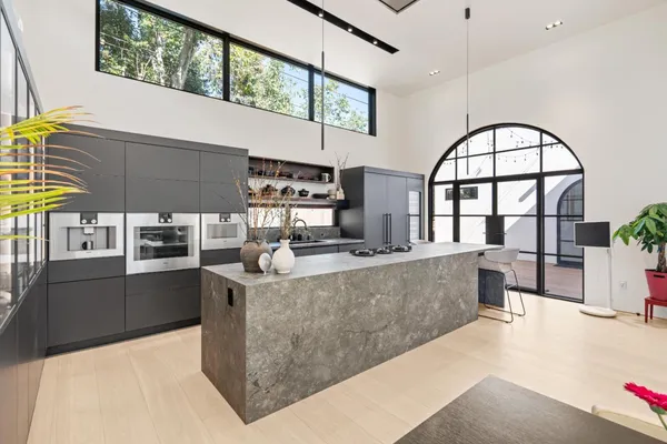 $4,699,000 | 947 Colonial Lane, Palo Alto, CA 94303