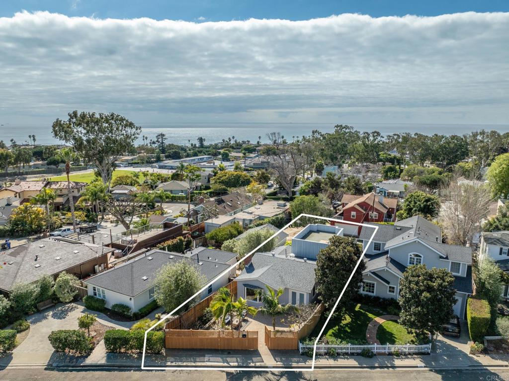5416 Taft Avenue La Jolla, CA 92037 - Photo 22 of 23 a view of a city