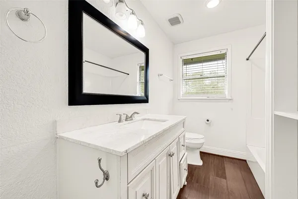 $3,500 | 4634 Highway 36, Rosenberg, TX 77471