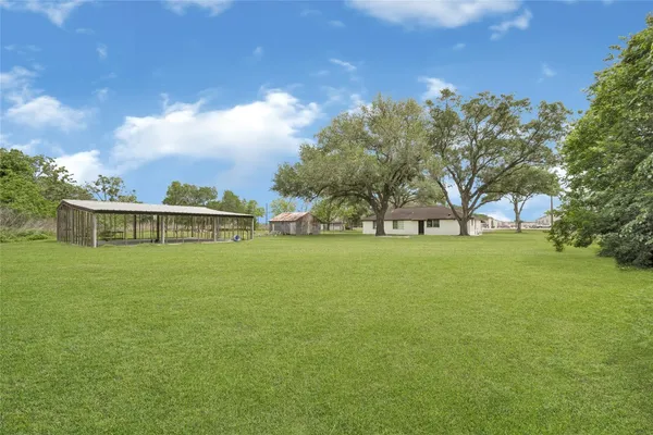 $3,500 | 4634 Highway 36, Rosenberg, TX 77471