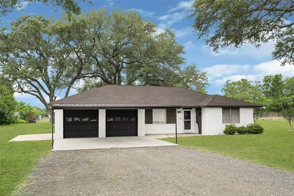 $3,500 | 4634 Highway 36, Rosenberg, TX 77471