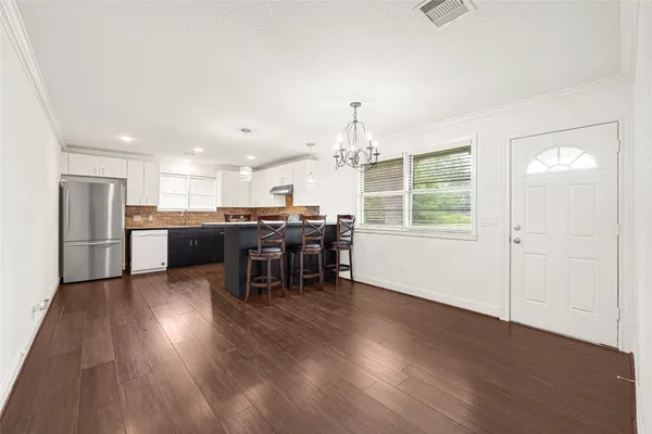 $3,500 | 4634 Highway 36, Rosenberg, TX 77471