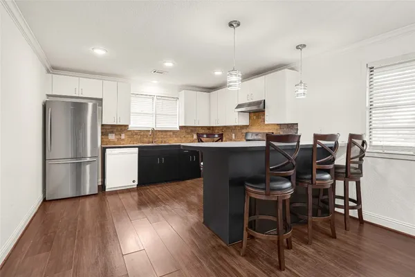 $3,500 | 4634 Highway 36, Rosenberg, TX 77471