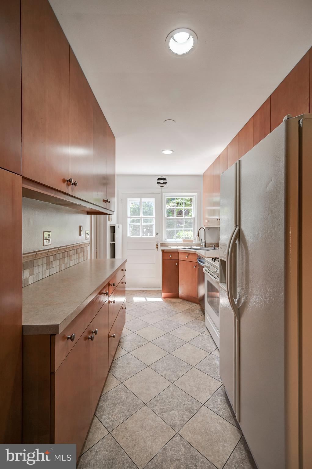 163 Stanmore Road Baltimore, MD 21212 - Photo 16 of 48