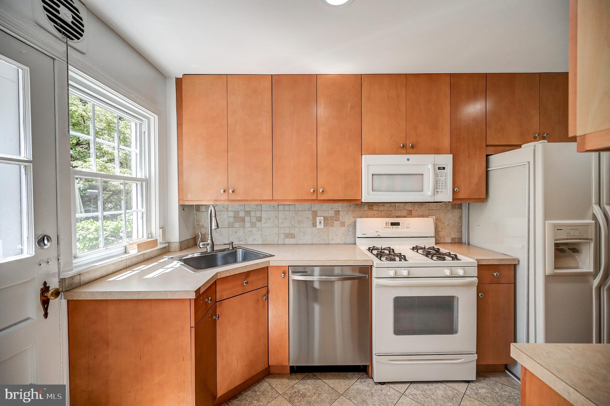 163 Stanmore Road Baltimore, MD 21212 - Photo 19 of 48