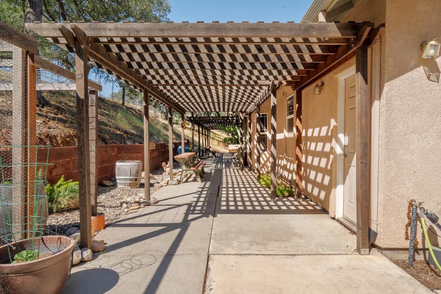 8749 Stinson View Road Valley Springs, CA 95252 - Photo 4 of 22