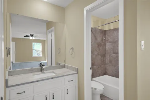 $394,900 | 12002 Hardwood Trail, Austin, TX 78750