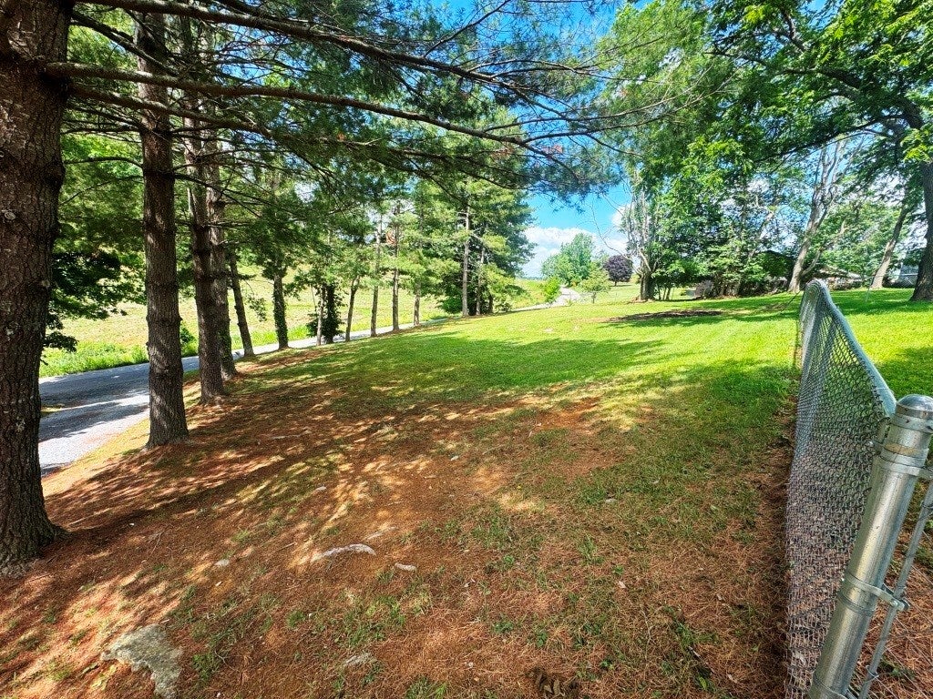 811 Grubmore Road Marion, VA 24354 - Photo 26 of 33 Gallery Image 26