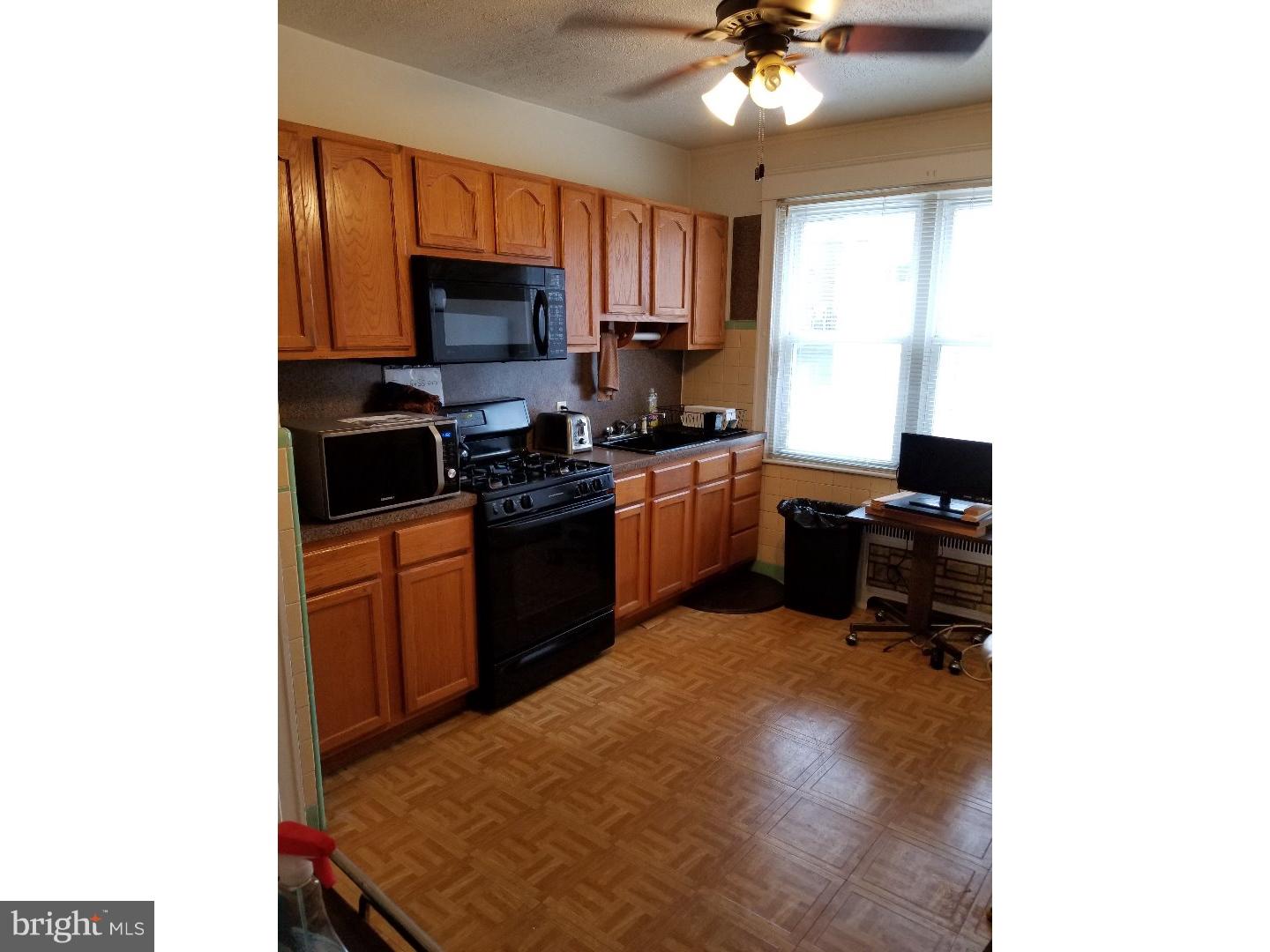 7423 Sommers Road Philadelphia, PA 19138 - Photo 6 of 15 Kitchen