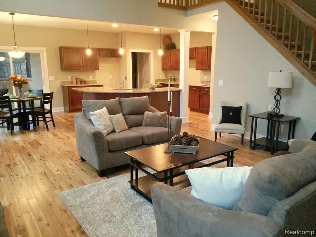 8685 Mcgregor Road Pinckney, MI 48169 - Photo 16 of 25 9.jpg