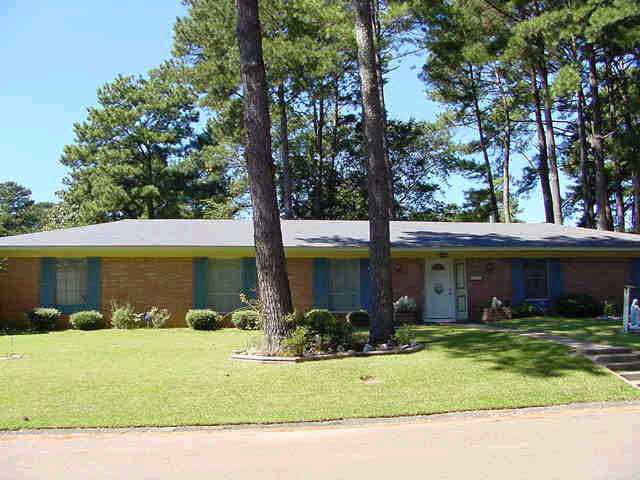 2261 Breckinridge Road Jackson, MS 39204 - Photo 1 of 1 Photo 1