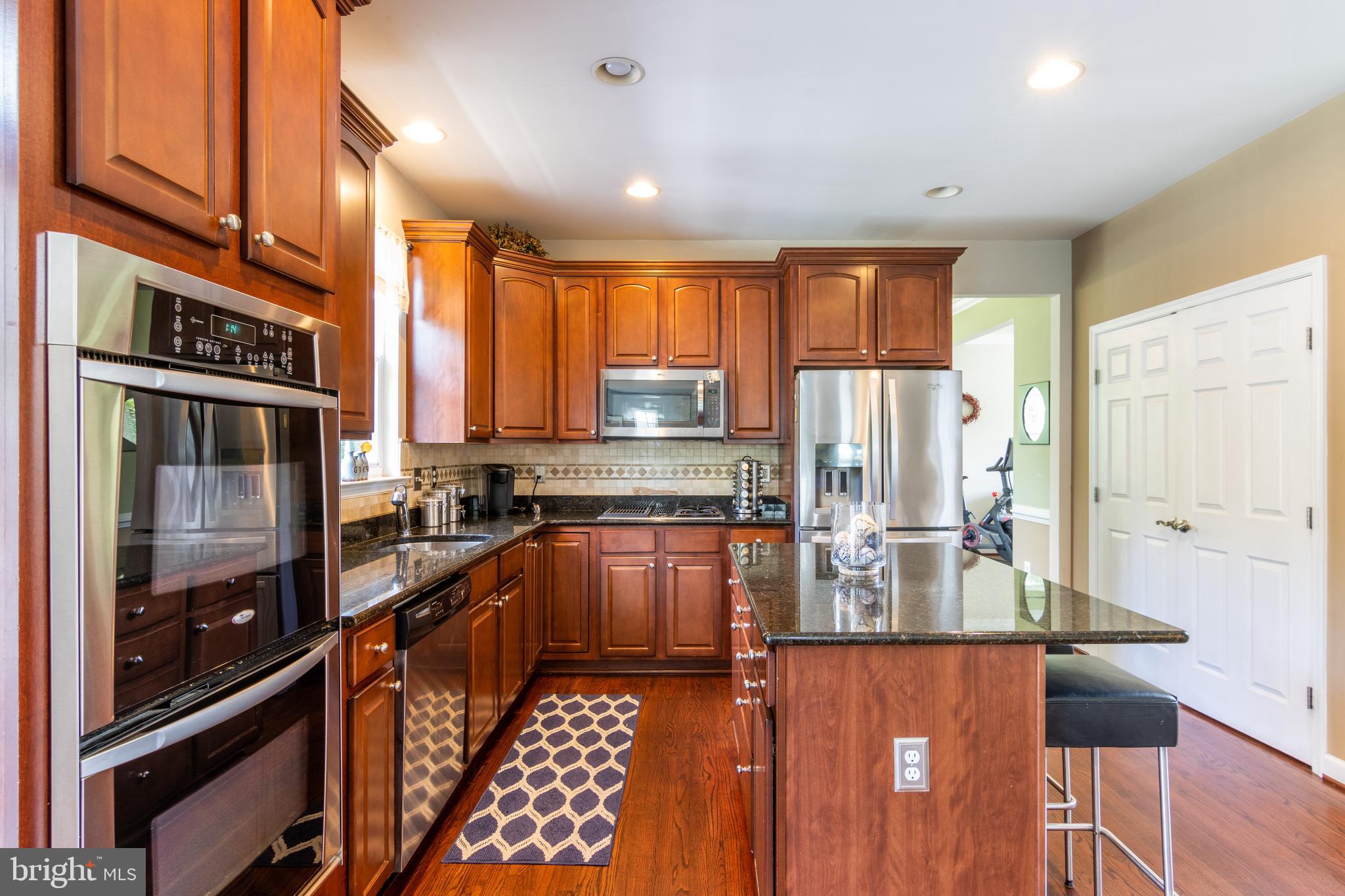 4008 Hedges Road Pasadena, MD 21122 - Photo 10 of 81