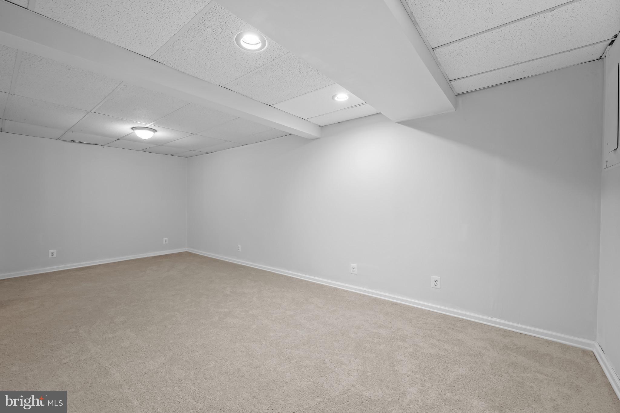 4511 Jenner Court Olney, MD 20832 - Photo 27 of 40 an empty room with a empty space and window