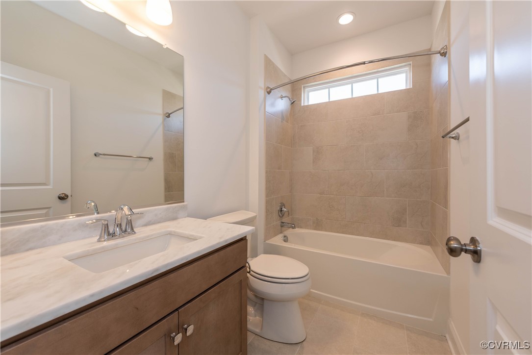 5161 Staveley Road Chester, VA 23831 - Photo 19 of 20 Interior photos of Cedar plan built in another com
