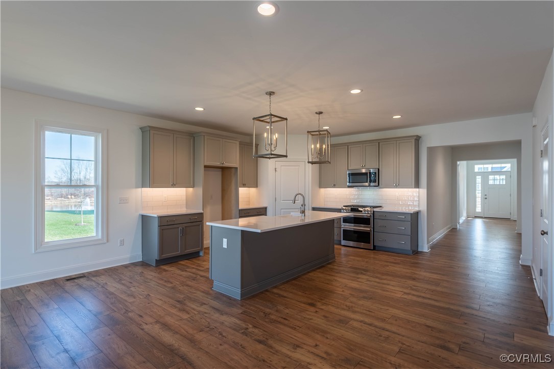 5161 Staveley Road Chester, VA 23831 - Photo 3 of 20 Interior photos of Cedar plan built in another com