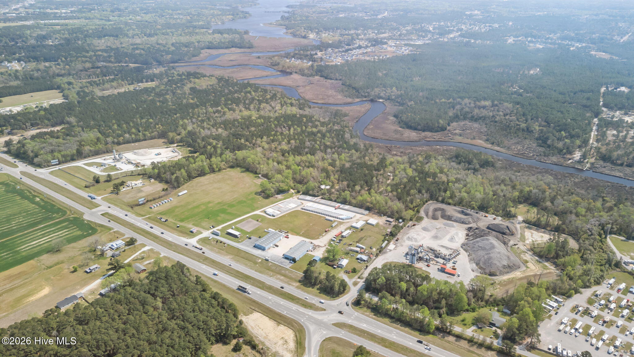 4160 Freedom Way Hubert, NC 28539 - Photo 19 of 27 19-web-or-mls-DJI_20260402141634_0805_D