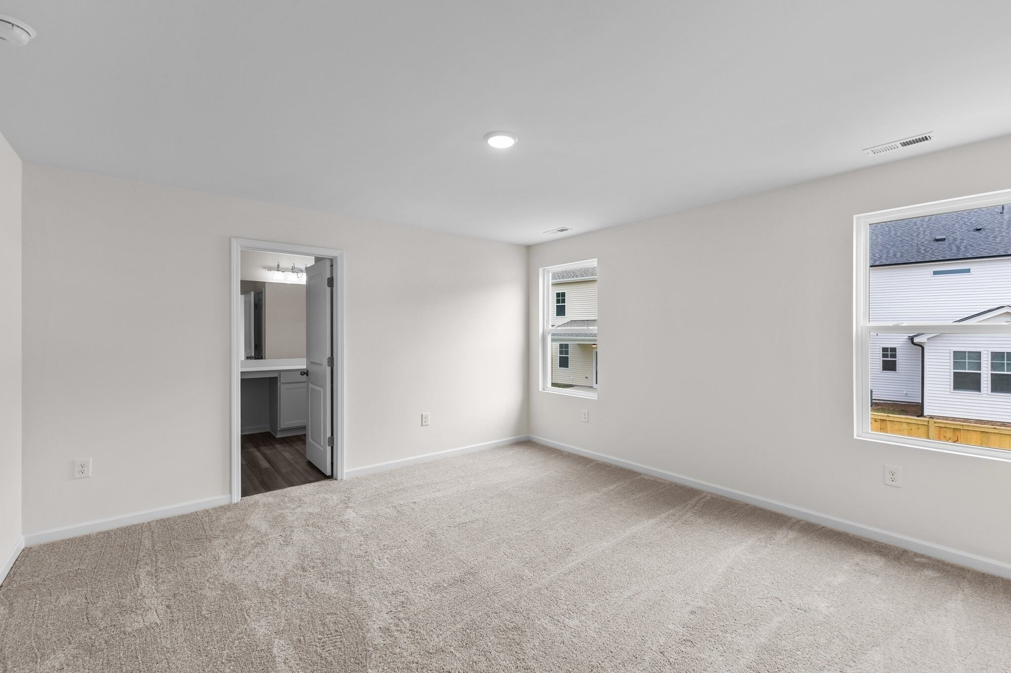 3202 Diamond Vw Lane Angleton, TX 77515 - Photo 10 of 17 a view of an empty room with a window