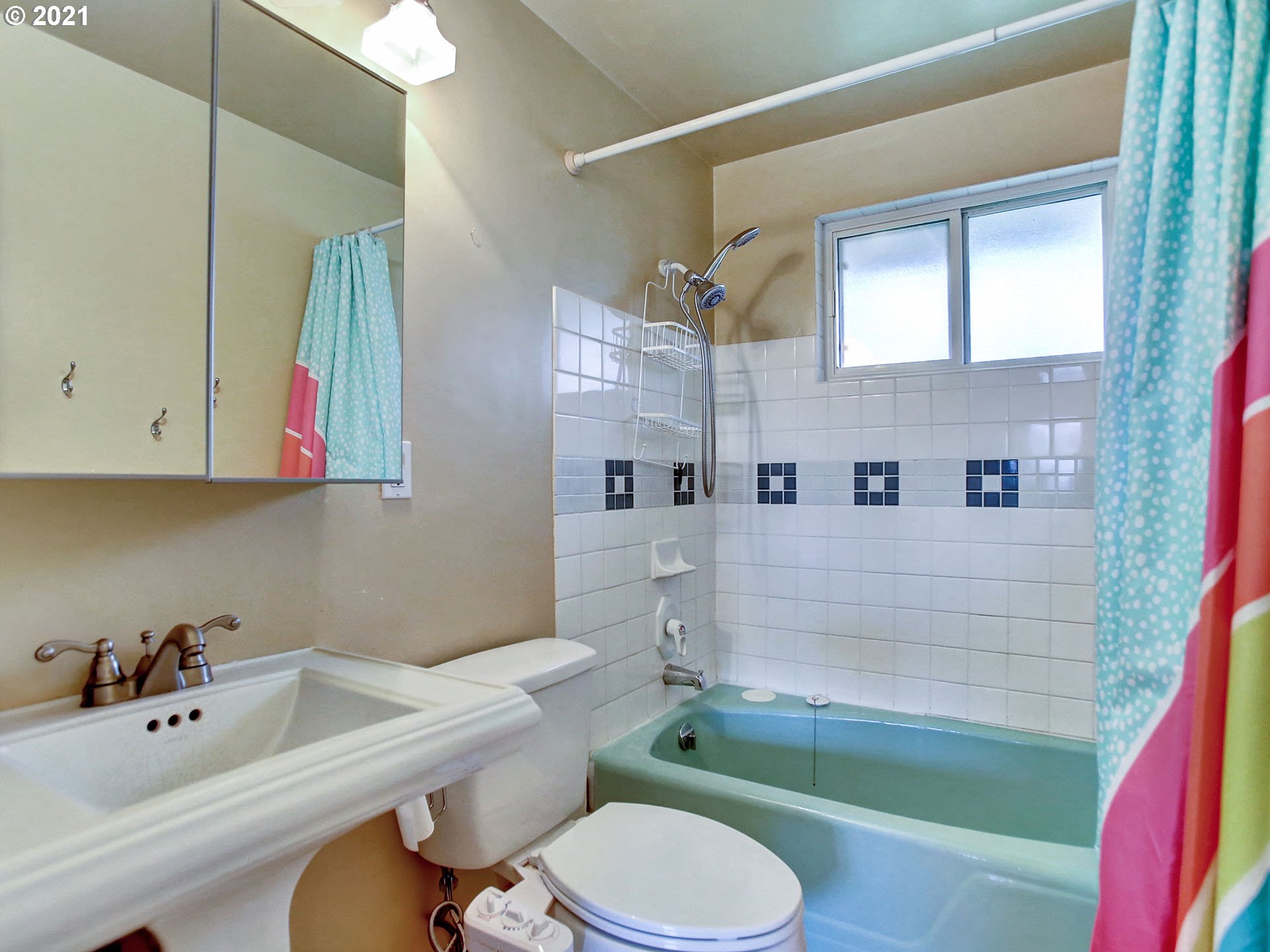 3651 Southeast 169th Place Portland, OR 97236 - Photo 18 of 32