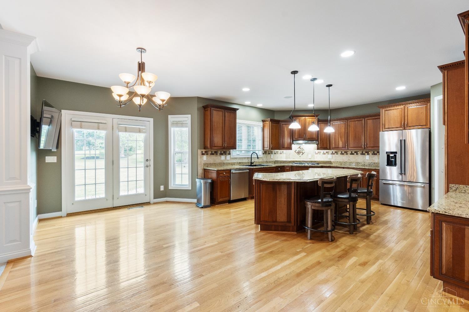 7808 Ingrams Ridge Drive Cincinnati, OH 45244 - Photo 10 of 68