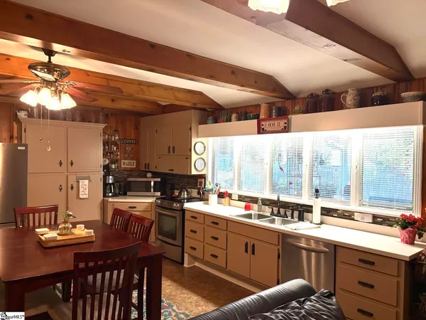 $480,000 | 323 South 1372, Woodruff, SC 29388