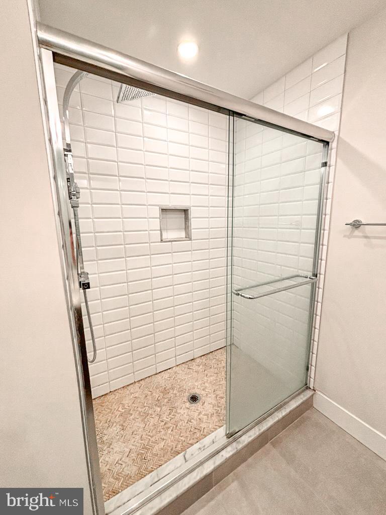 2527 Graduate Square Philadelphia, PA 19146 - Photo 21 of 31