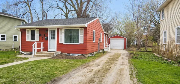 $214,999 | 710 10th Street Southwest, Willmar, MN 56201