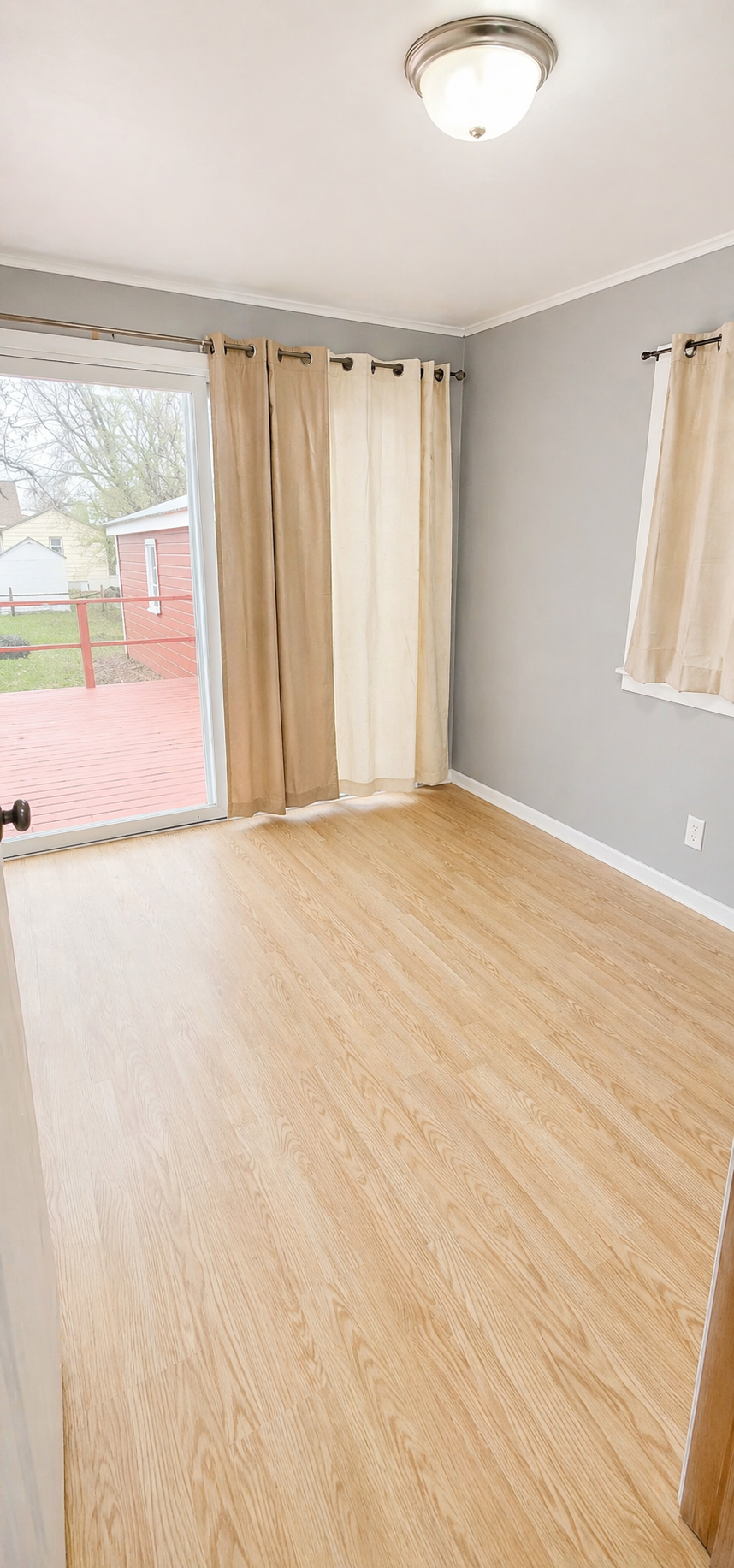 710 10th Street Southwest Willmar, MN 56201 - Photo 5 of 31