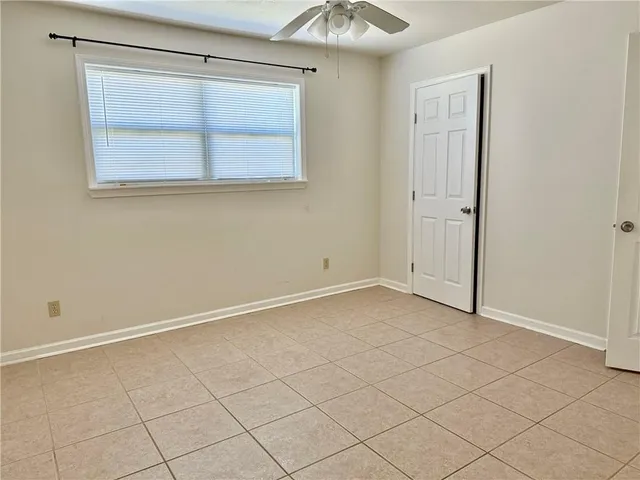 $900 | 114 Zeta Street, Unit C, Belle Chasse, LA 70037