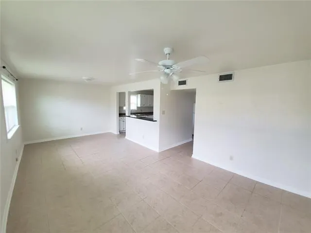 $900 | 114 Zeta Street, Unit C, Belle Chasse, LA 70037