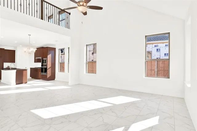 a view of an entryway with a workspace