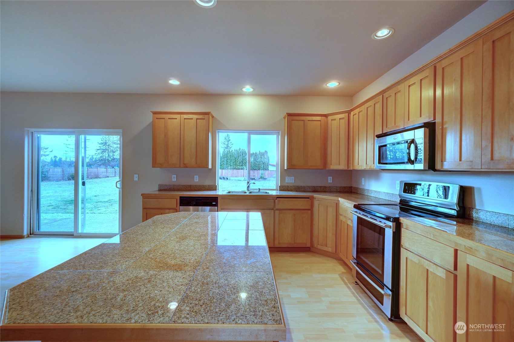 18241 Joseph Drive Southwest Rochester, WA 98579 - Photo 14 of 39 Gallery Image 14