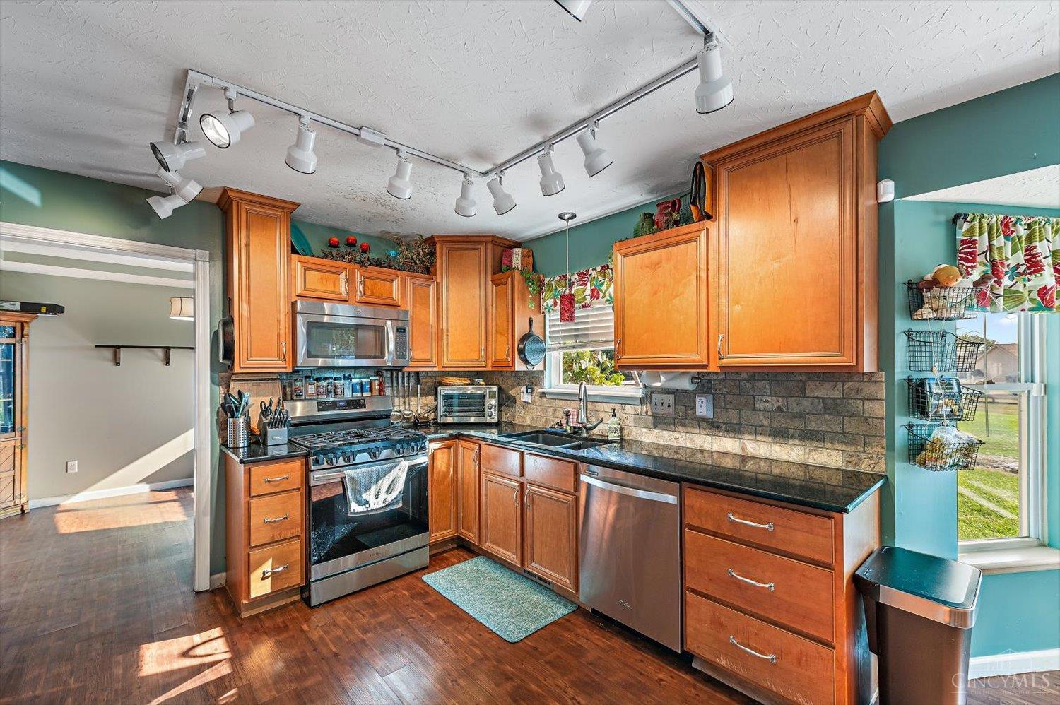 6942 Morris Road Hamilton, OH 45011 - Photo 6 of 34