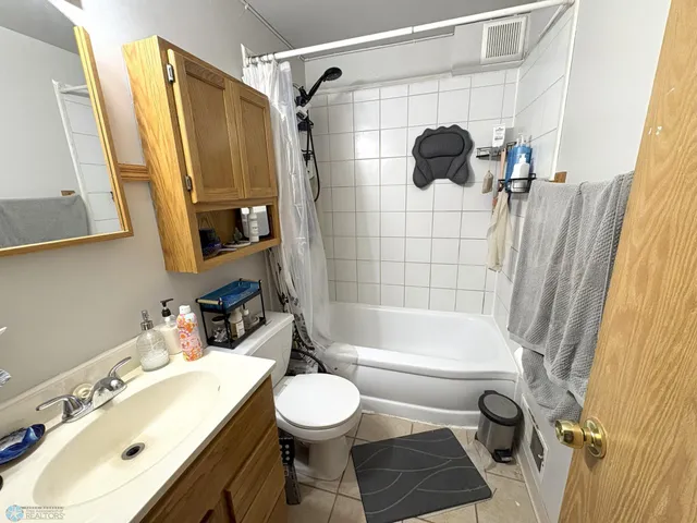 $229,000 | 826 10th Avenue South, Moorhead, MN 56560