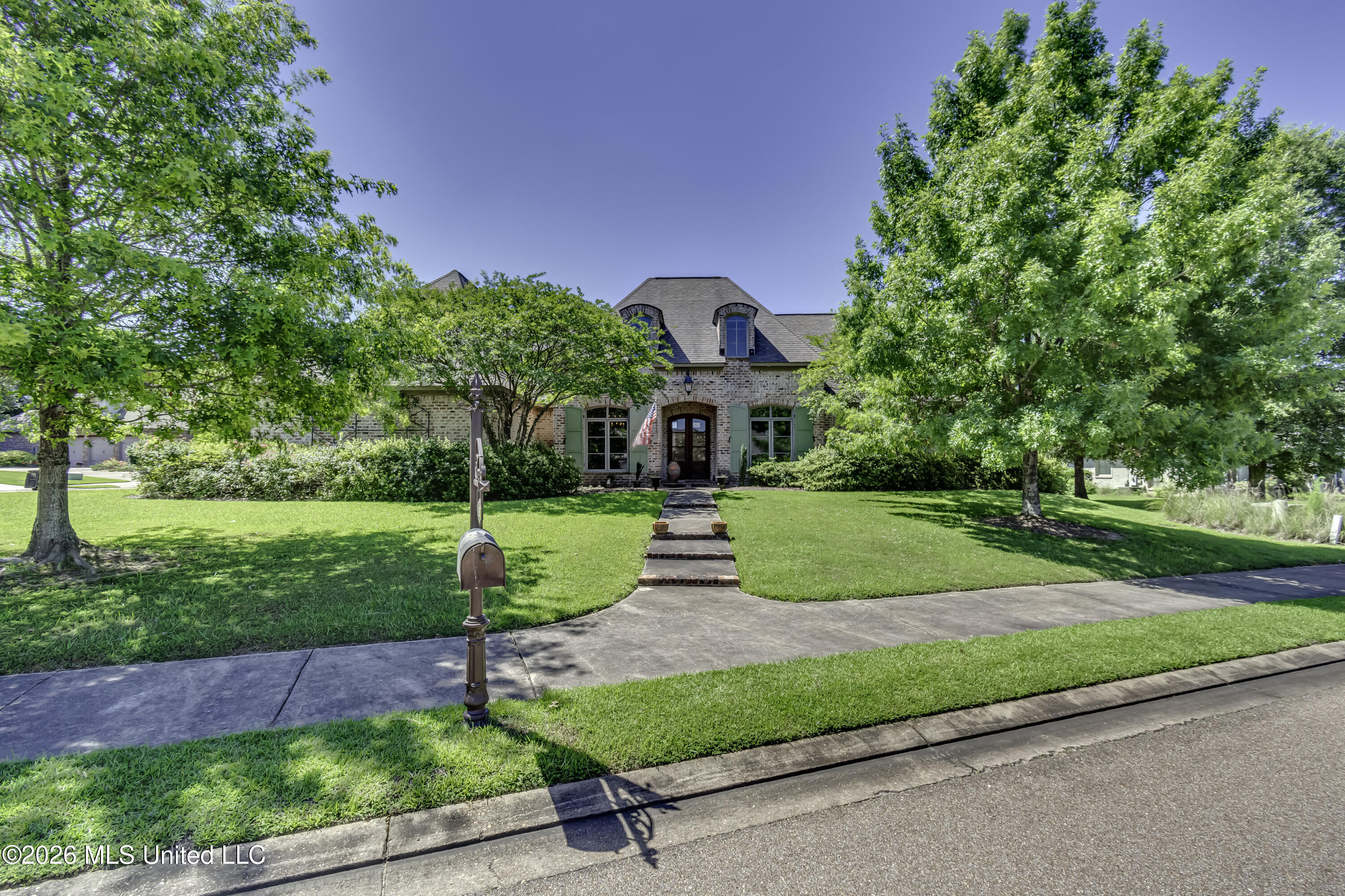 115 Chartres Drive Madison, MS 39110 - Photo 1 of 62 115 Charters Dr--4