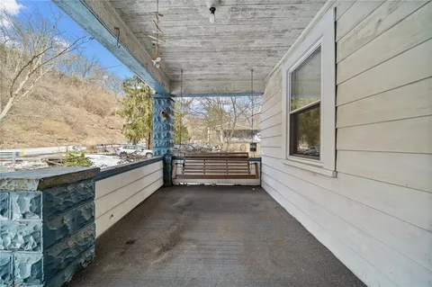 $180,000 | 1341 Scrubgrass Road, Carnegie, PA 15106