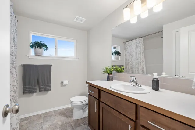 $515,000 | 19537 East 3rd Lane, Greenacres, WA 99016