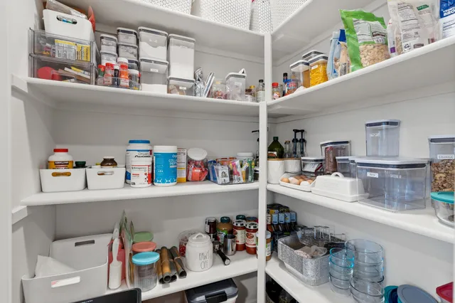 $515,000 | 19537 East 3rd Lane, Greenacres, WA 99016