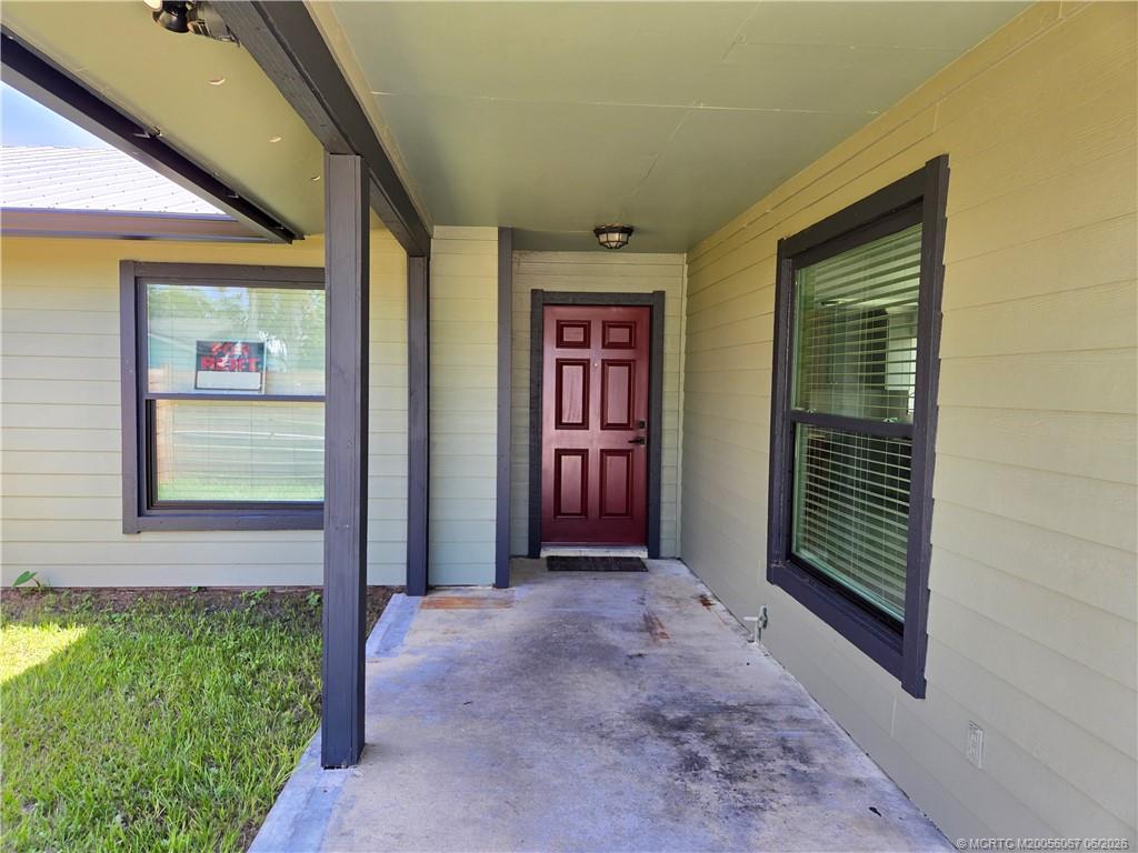 4508 Southeast Salvatori Road Stuart, FL 34997 - Photo 3 of 28