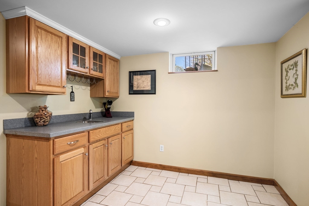 7 Patti Road Beverly, MA 01915 - Photo 30 of 40