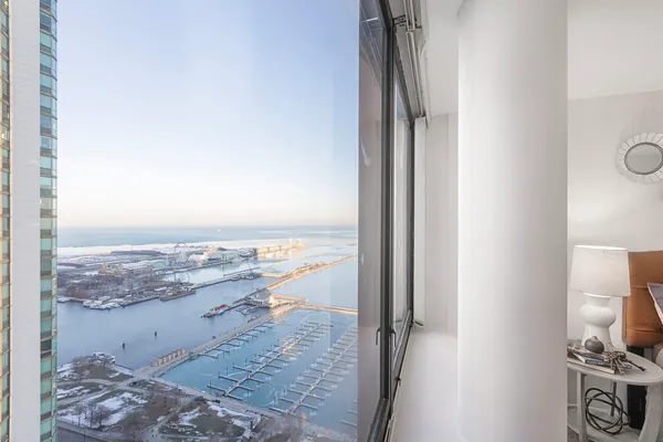 $360,000 | 155 North Harbor Drive, Unit 4007, Chicago, IL 60601