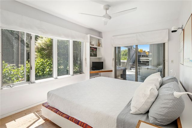 $5,750,000 | 76 Battery Lane, Jamestown, RI 02835