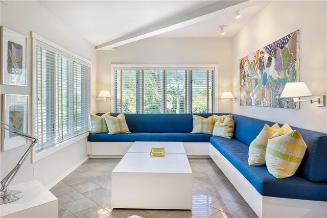 $5,750,000 | 76 Battery Lane, Jamestown, RI 02835