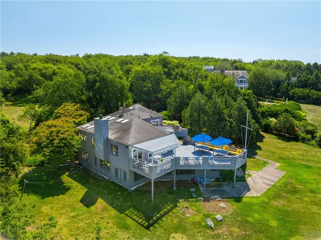 $5,750,000 | 76 Battery Lane, Jamestown, RI 02835