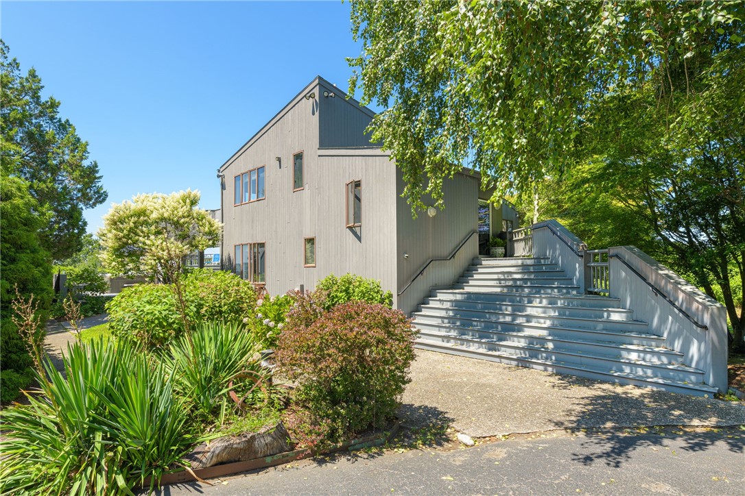 76 Battery Lane Jamestown, RI 02835 - Photo 6 of 36