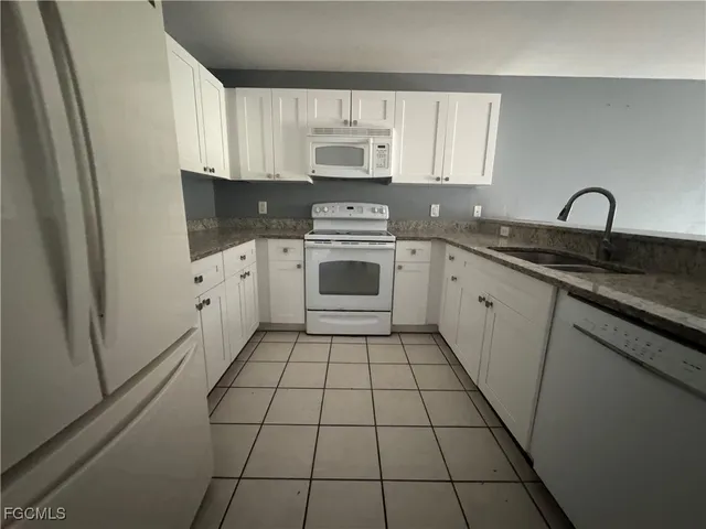 $1,800 | 849-851 Eisenhower Boulevard, Lehigh Acres, FL 33974