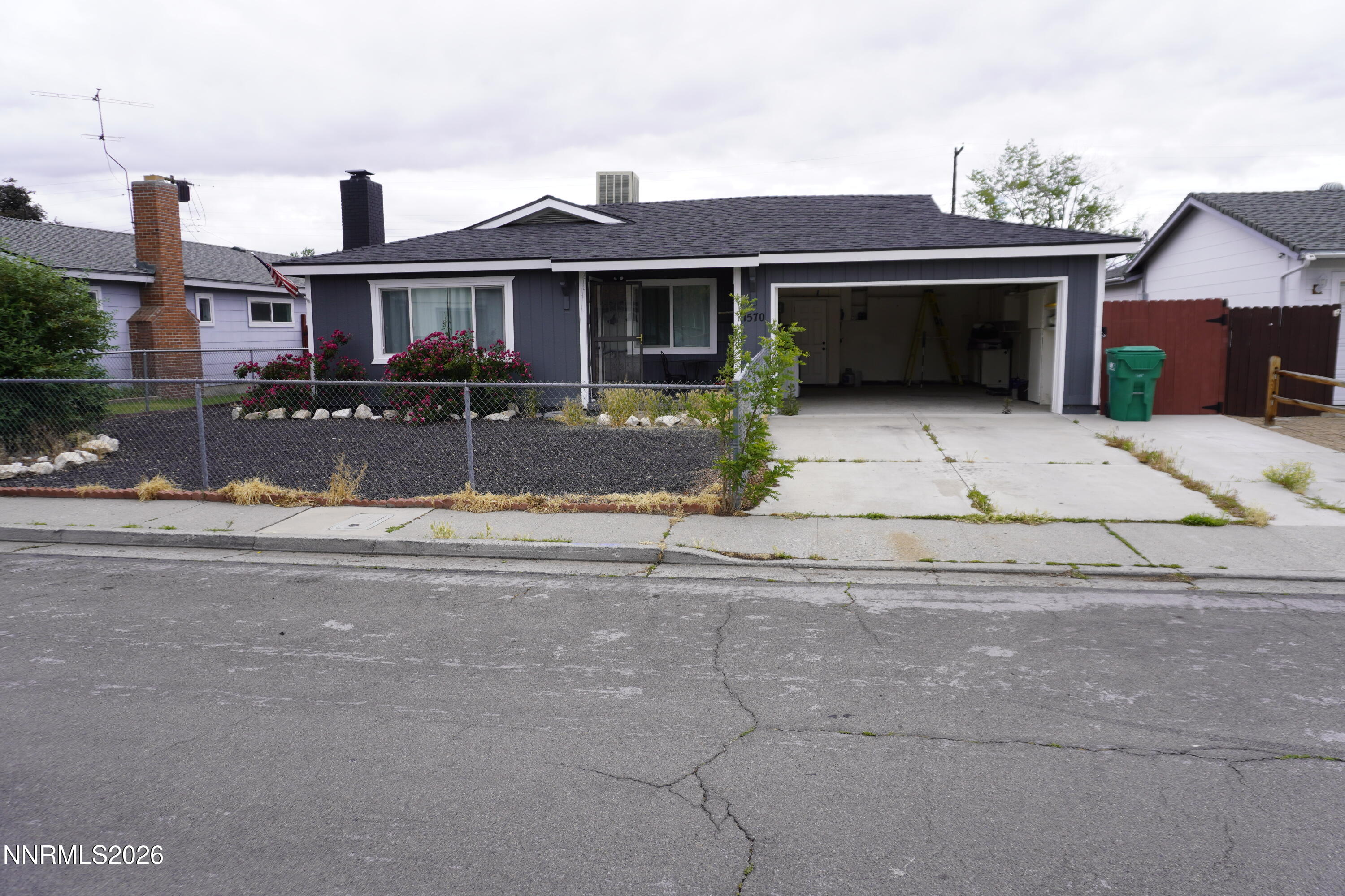 1570 Radcliffe Drive Reno, NV 89502 - Photo 2 of 32 _DSC0751