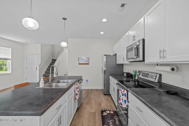 $283,000 | 146 Poplar Street, Jacksonville, NC 28540