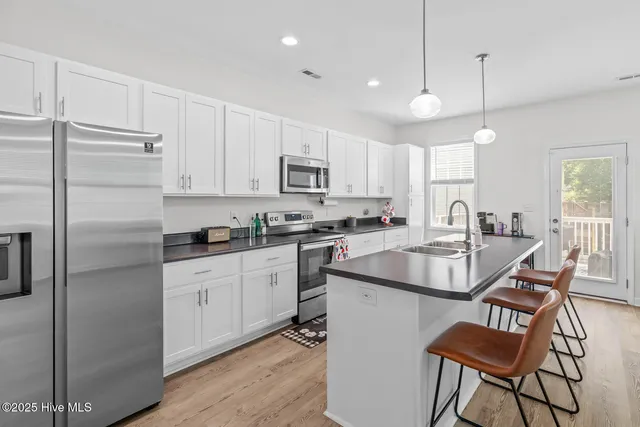 $283,000 | 146 Poplar Street, Jacksonville, NC 28540